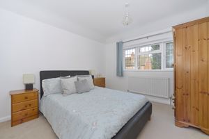 Photo 33- click for photo gallery